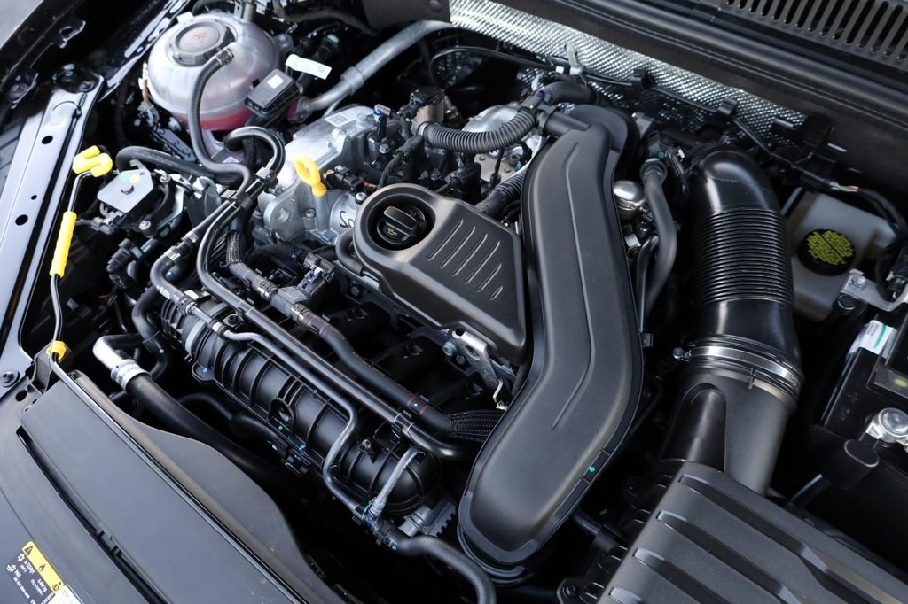 Volkswagen Jetta Vehicle Full-screen Gallery Image 25