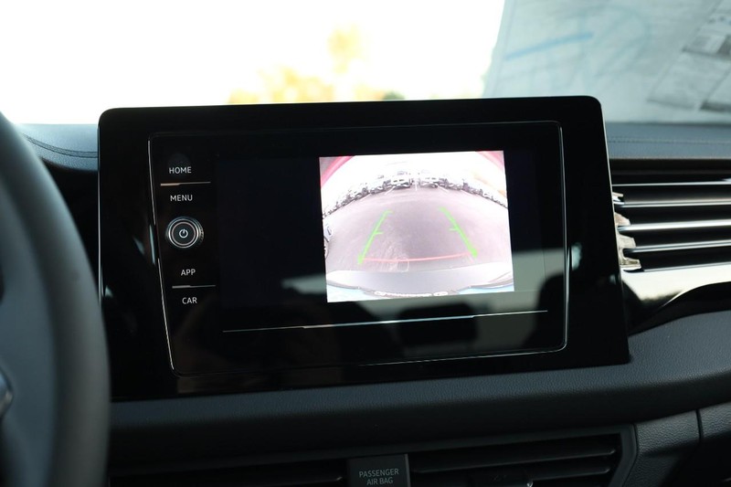 Volkswagen Jetta Vehicle Image 12