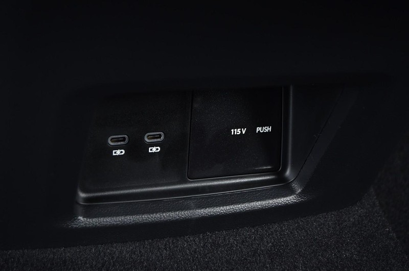 Volkswagen Atlas Cross Sport Vehicle Image 24