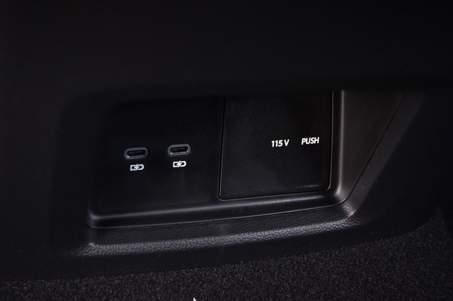 Volkswagen Atlas Cross Sport Vehicle Image 24