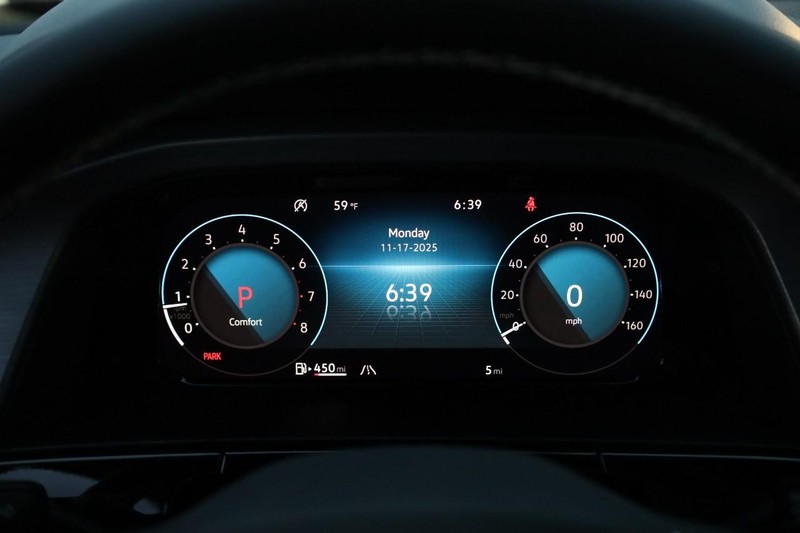 Volkswagen Atlas Cross Sport Vehicle Image 12