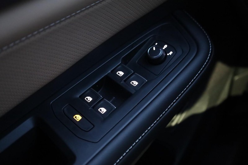 Volkswagen Atlas Cross Sport Vehicle Image 19