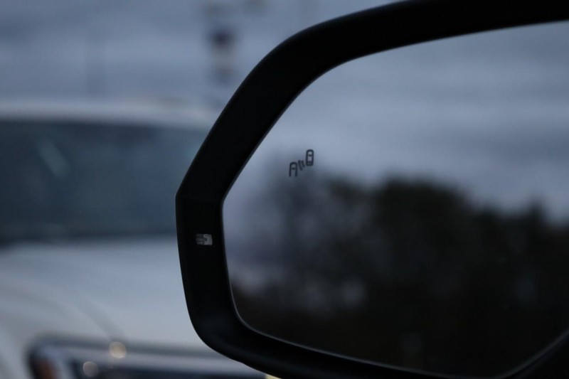 Volkswagen Atlas Cross Sport Vehicle Image 21