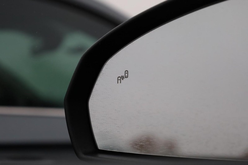 Volkswagen Taos Vehicle Full-screen Gallery Image 21