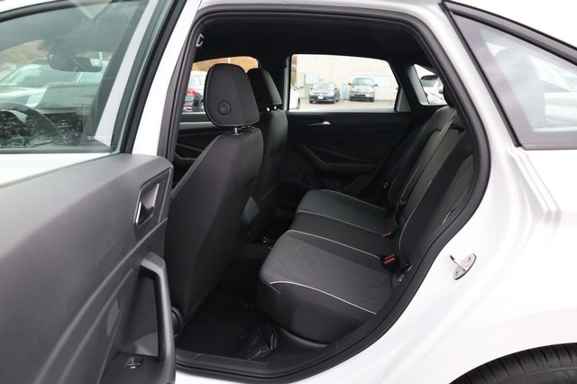 Volkswagen Jetta Vehicle Image 20