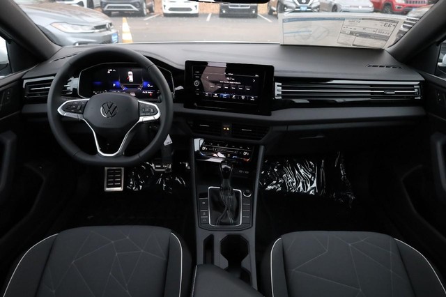 Volkswagen Jetta Vehicle Image 21