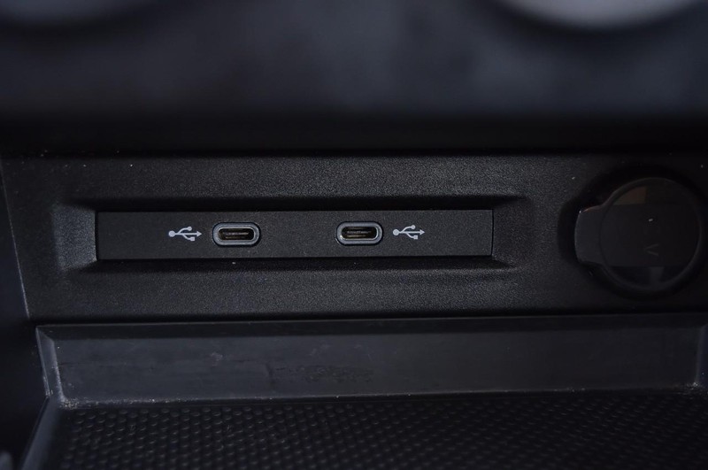 Volkswagen Taos Vehicle Full-screen Gallery Image 15