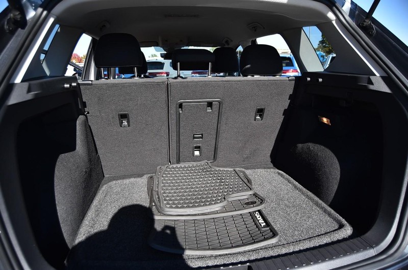 Volkswagen Taos Vehicle Full-screen Gallery Image 22