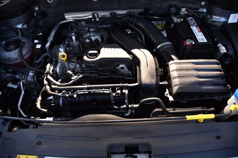 Volkswagen Taos Vehicle Full-screen Gallery Image 23