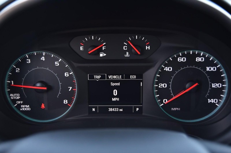 Chevrolet Malibu Vehicle Full-screen Gallery Image 10