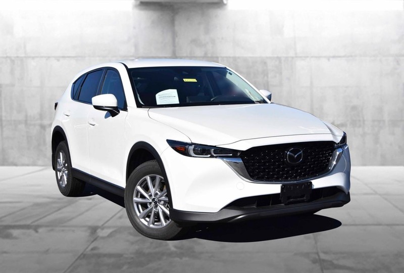 Mazda CX-5 Vehicle Full-screen Gallery Image 02