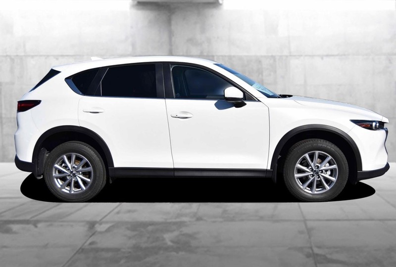 Mazda CX-5 Vehicle Full-screen Gallery Image 05
