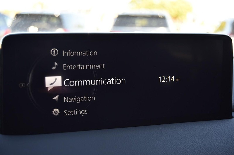 Mazda CX-5 Vehicle Full-screen Gallery Image 13