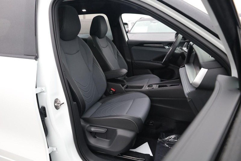 Volkswagen Tiguan Vehicle Image 25