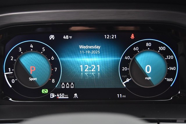 Volkswagen Atlas Cross Sport Vehicle Image 12