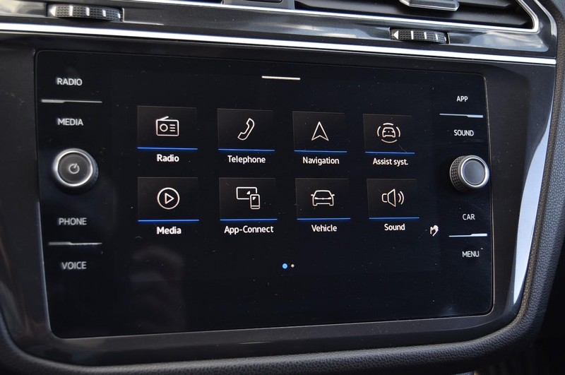 Volkswagen Tiguan Vehicle Image 14