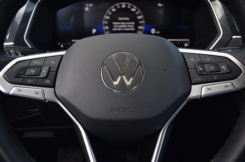 Volkswagen Tiguan Vehicle Image 18