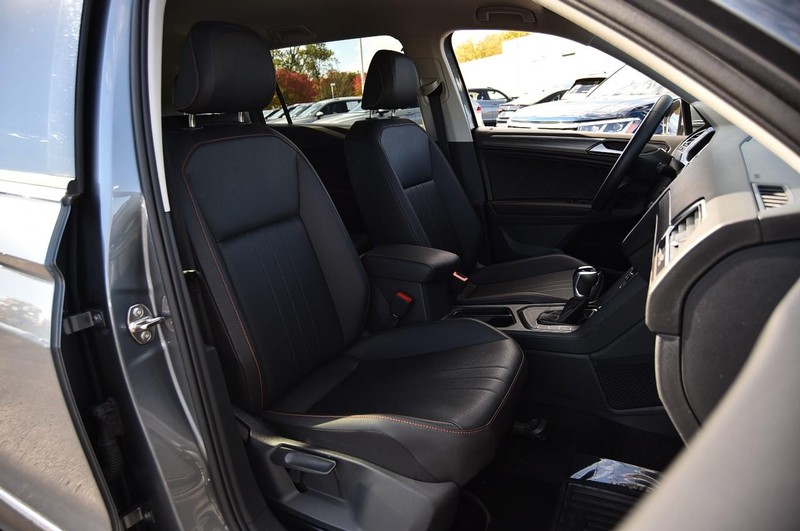 Volkswagen Tiguan Vehicle Image 20