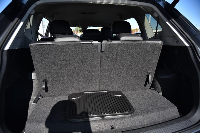 Volkswagen Tiguan Vehicle Image 25