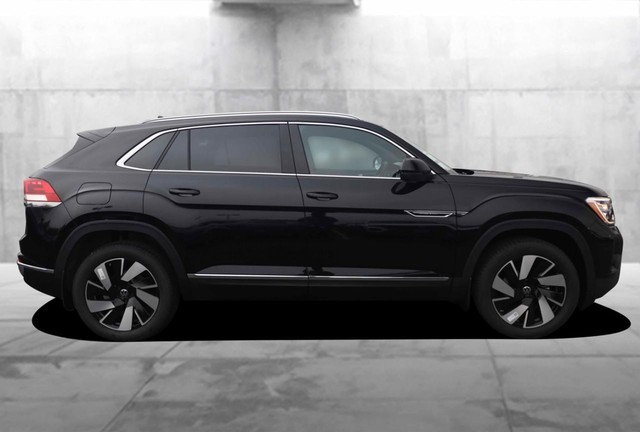 Volkswagen Atlas Cross Sport Vehicle Image 05