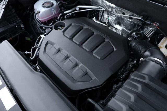 Volkswagen Atlas Cross Sport Vehicle Image 29