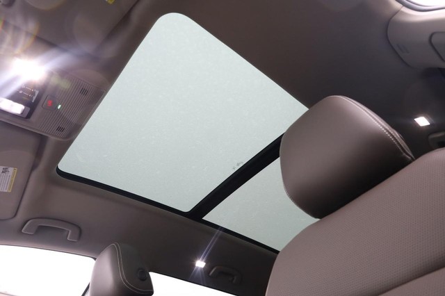 Volkswagen Atlas Vehicle Image 11