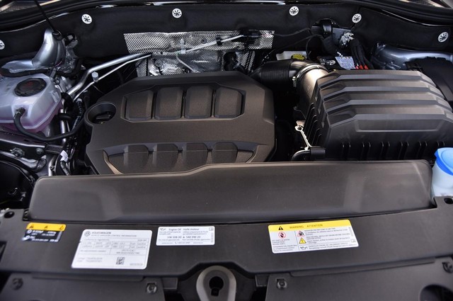 Volkswagen Atlas Cross Sport Vehicle Image 27