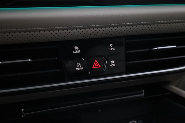 Volkswagen Atlas Vehicle Image 19