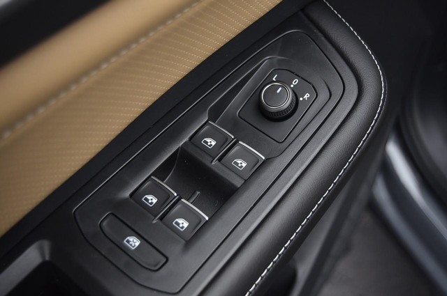 Volkswagen Atlas Cross Sport Vehicle Image 08