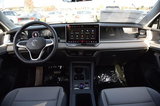 Volkswagen Tiguan Vehicle Image 07