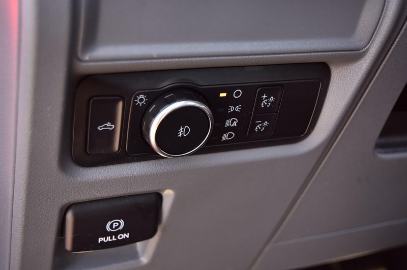 Ford F-150 Vehicle Image 11