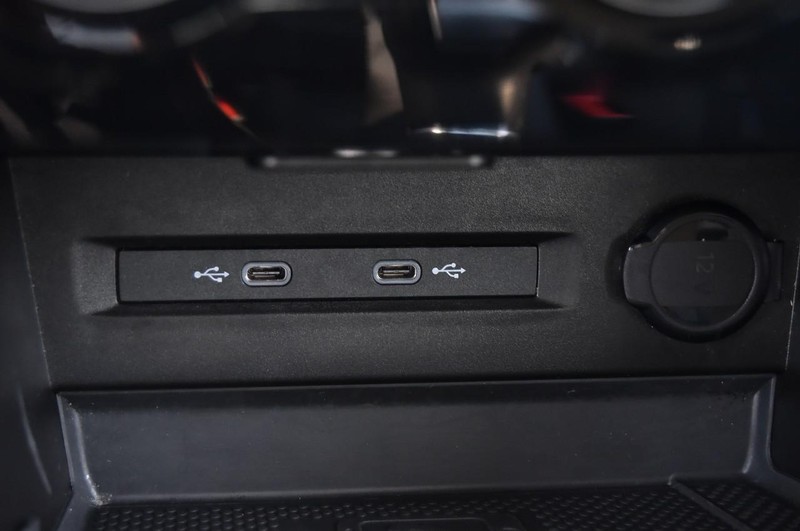 Volkswagen Taos Vehicle Full-screen Gallery Image 16