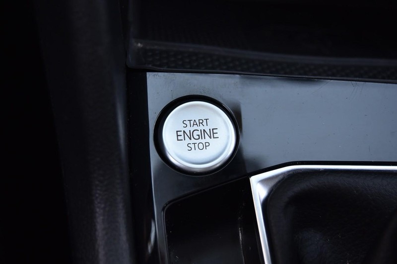 Volkswagen Taos Vehicle Full-screen Gallery Image 17