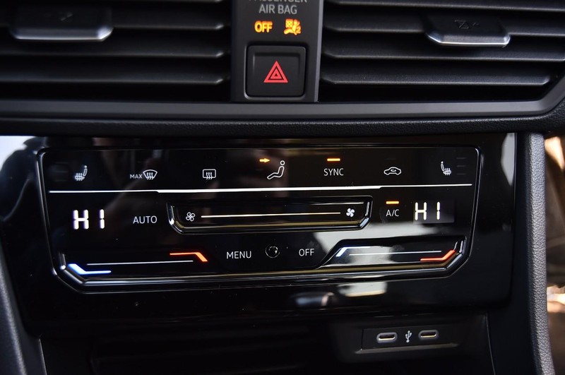 Volkswagen Jetta Vehicle Image 15