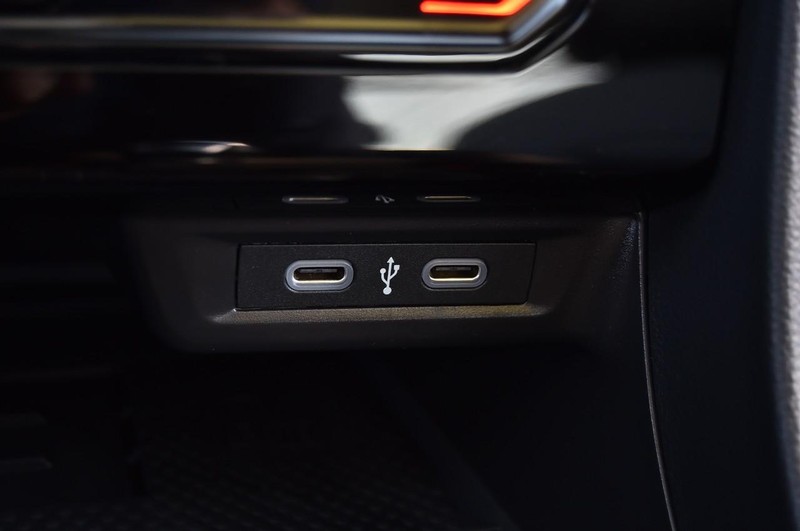 Volkswagen Jetta Vehicle Image 16