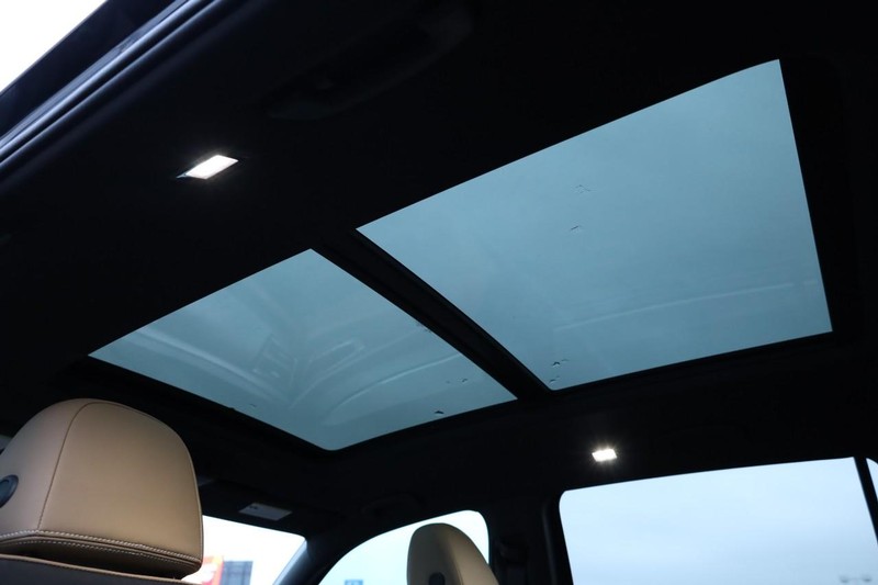 Volkswagen Atlas Cross Sport Vehicle Image 10