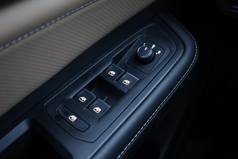 Volkswagen Atlas Cross Sport Vehicle Image 19