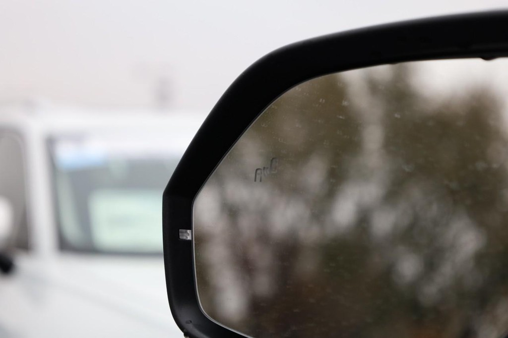 Volkswagen Atlas Vehicle Full-screen Gallery Image 23