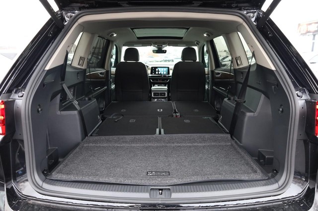 Volkswagen Atlas Vehicle Image 09