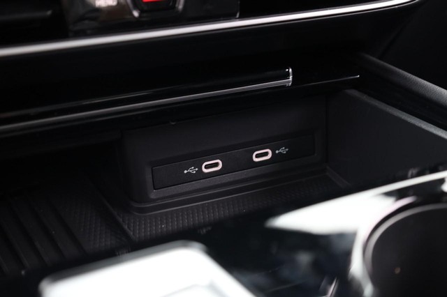 Volkswagen Atlas Vehicle Image 18