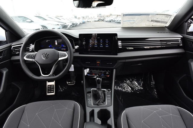 Volkswagen Jetta Vehicle Image 07