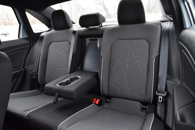 Volkswagen Jetta Vehicle Image 21