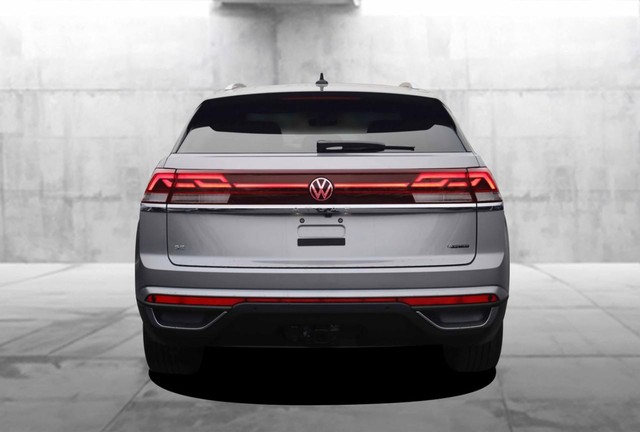 Volkswagen Atlas Cross Sport Vehicle Image 06
