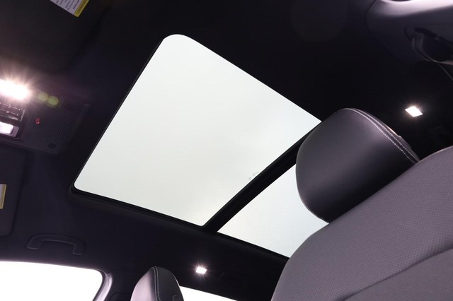 Volkswagen Atlas Cross Sport Vehicle Image 09