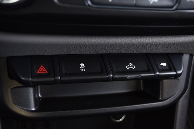 Chevrolet Colorado Vehicle Image 15