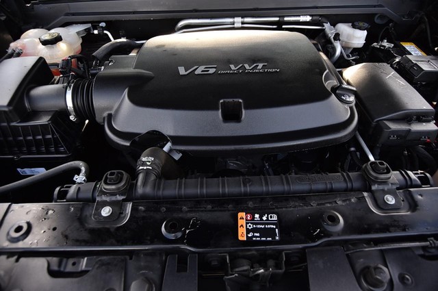 Chevrolet Colorado Vehicle Image 21