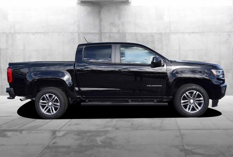 Chevrolet Colorado Vehicle Full-screen Gallery Image 05