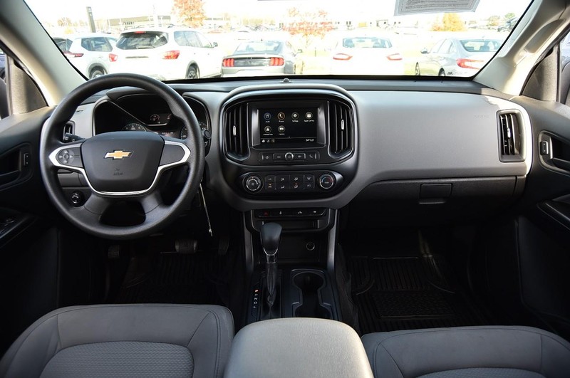 Chevrolet Colorado Vehicle Full-screen Gallery Image 08