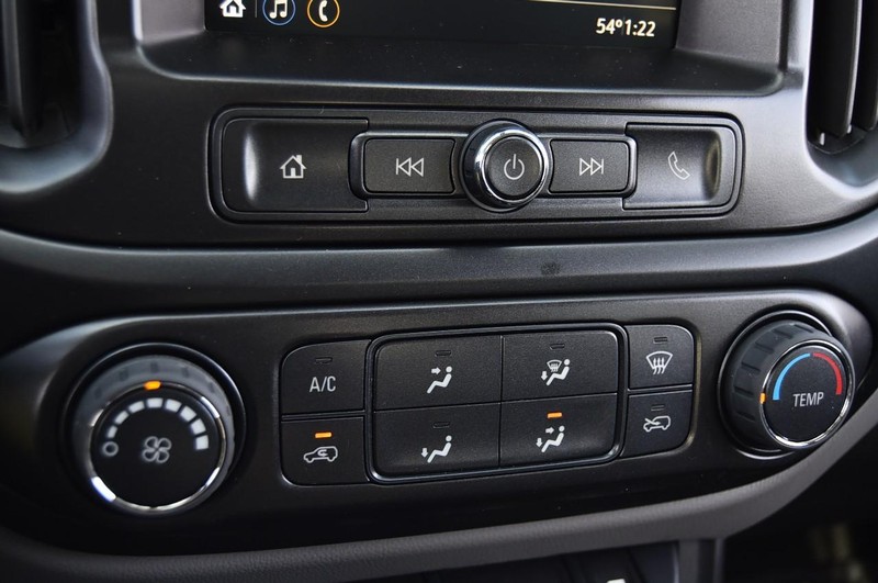 Chevrolet Colorado Vehicle Full-screen Gallery Image 14