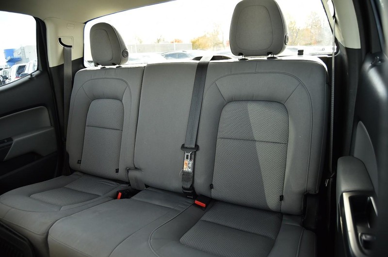 Chevrolet Colorado Vehicle Full-screen Gallery Image 20